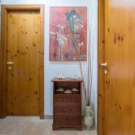 Shell - Spazioso Attico Con Wifi Gratuito E Posto Auto 아파트 페루자