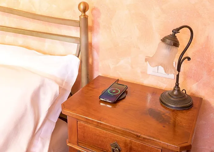 Shell - Spazioso Attico Con Wifi Gratuito E Posto Auto