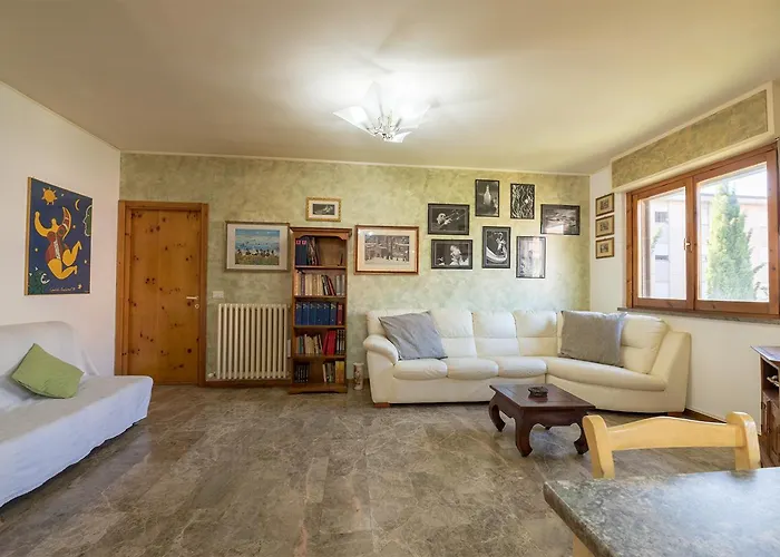 Shell - Spazioso Attico Con Wifi Gratuito E Posto Auto * Перуджа