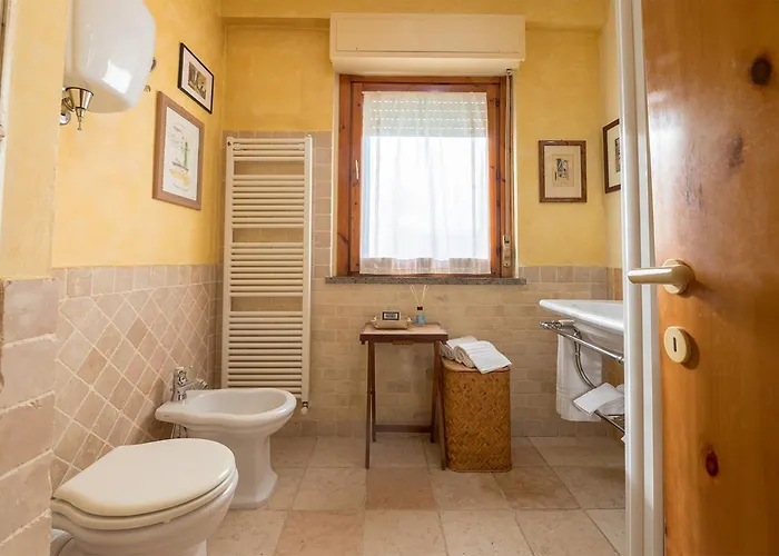 Shell - Spazioso Attico Con Wifi Gratuito E Posto Auto ペルージャ