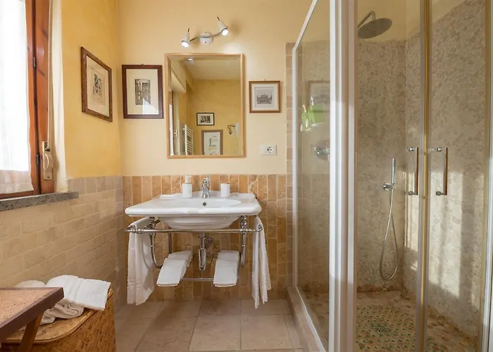 Shell - Spazioso Attico Con Wifi Gratuito E Posto Auto *